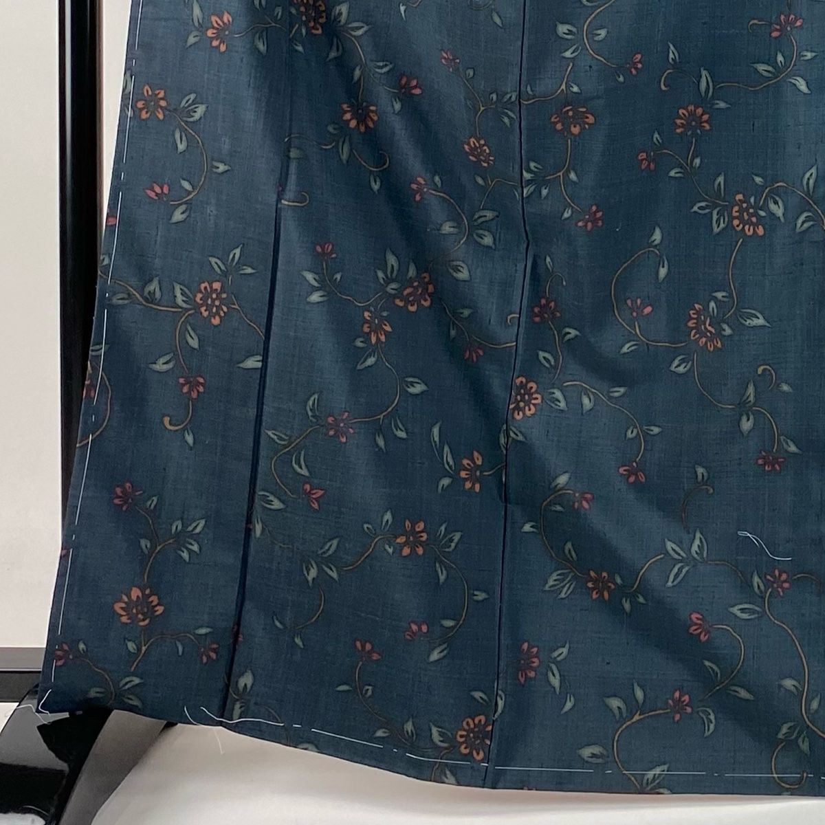 小紋 身丈165cm 裄丈66cm M 袷 紬地 草花 深緑 正絹 秀品