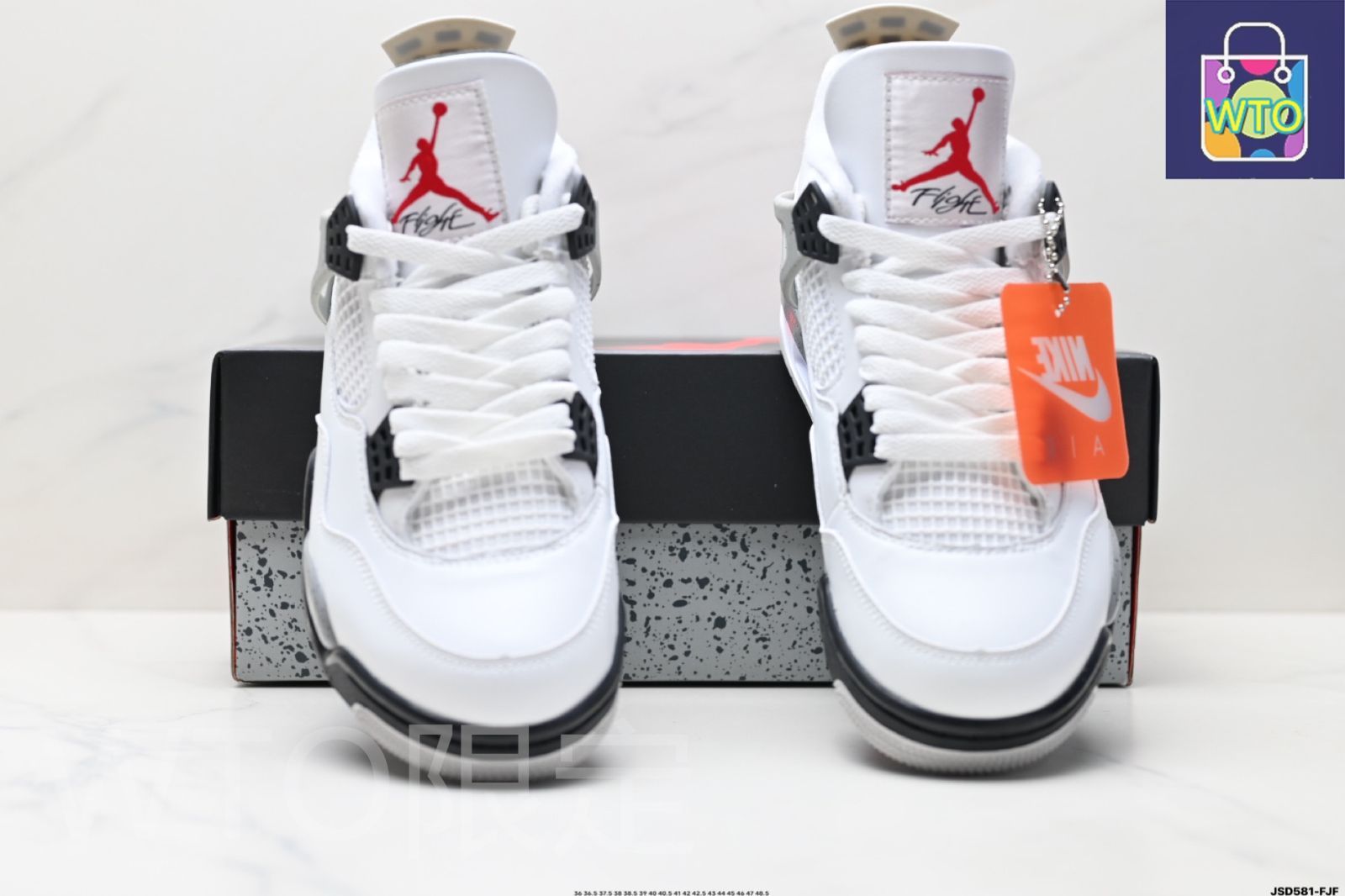 シューズ(男性用) Nike Air Jordan 4 Nike Air Jordan 4 Retro 