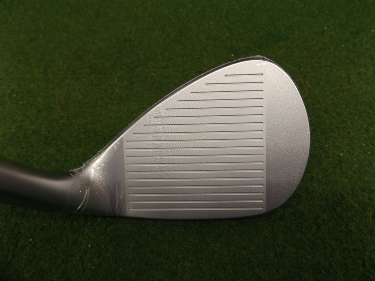 DOLPHIN WEDGE
