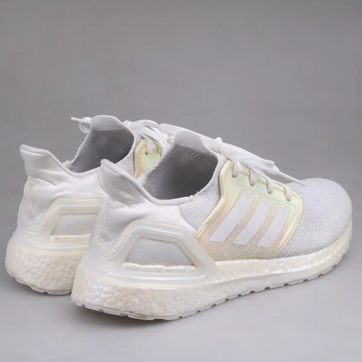 ランニングシューズ 265