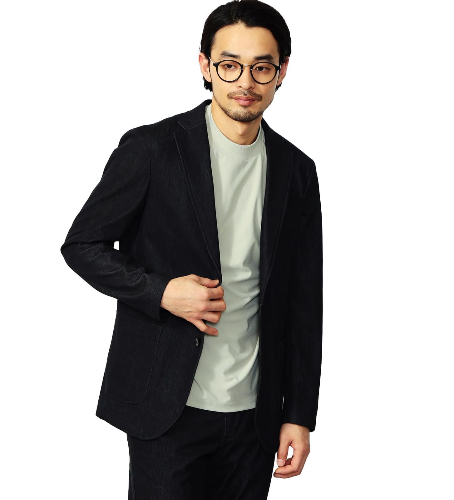 ブラック