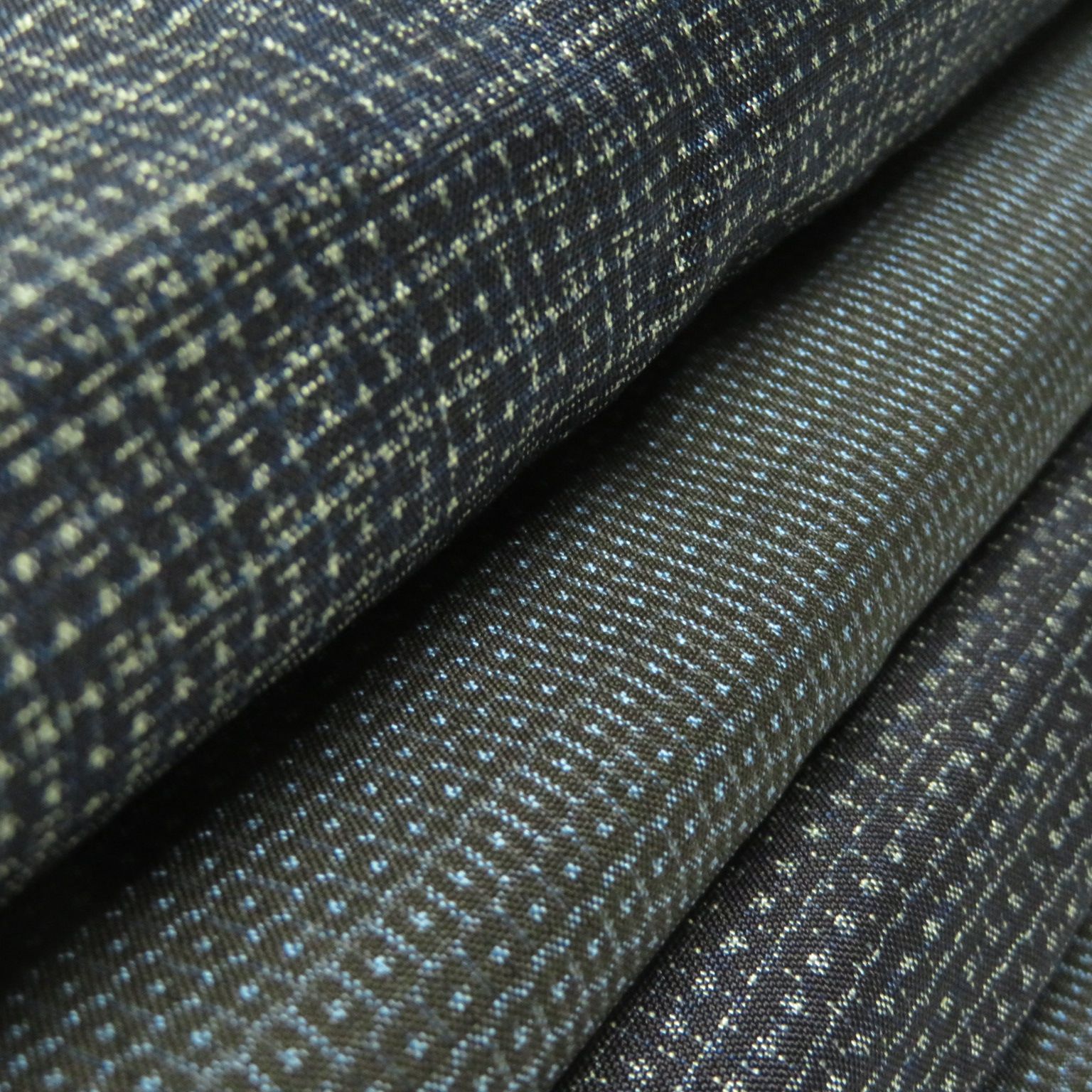 M37 着物 正絹 男物 大島紬 まとめ売り 5点 イチゴの大島