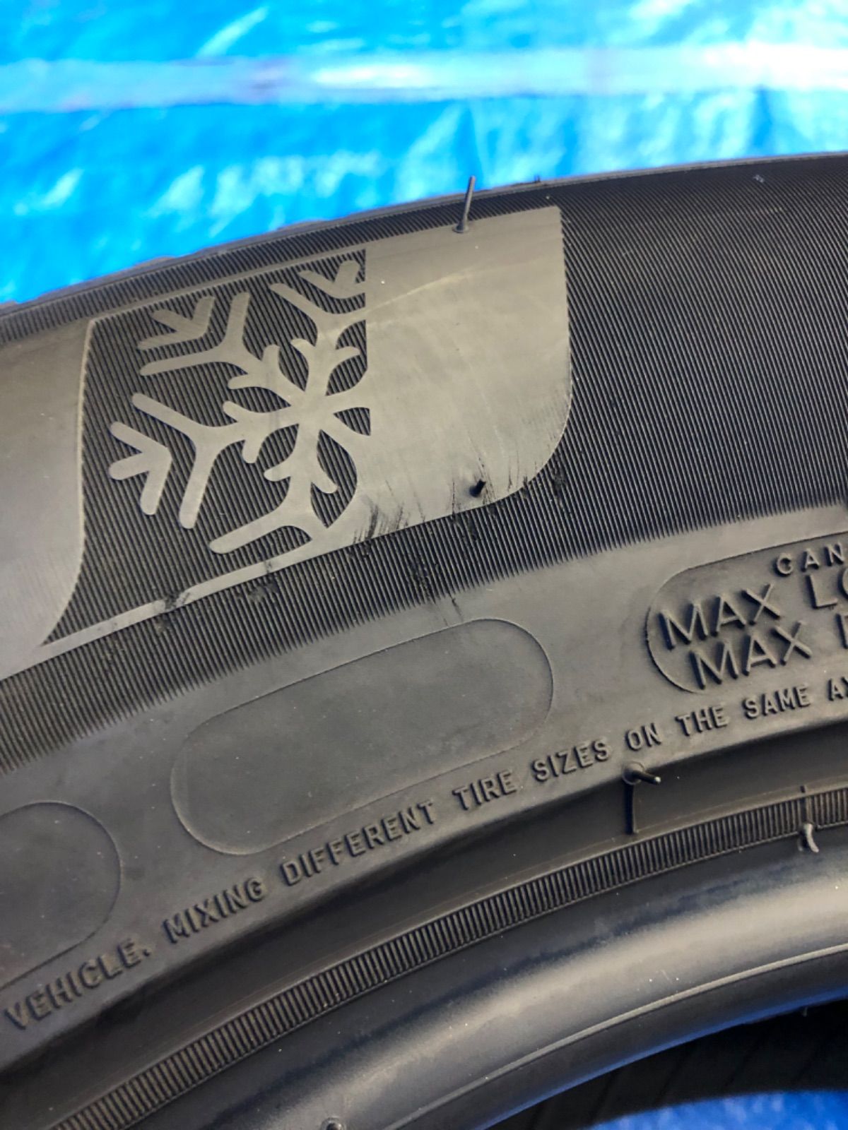 255/55R18 スタッドレス ミシュラン X-ICE3+ 4本 【公式通販】