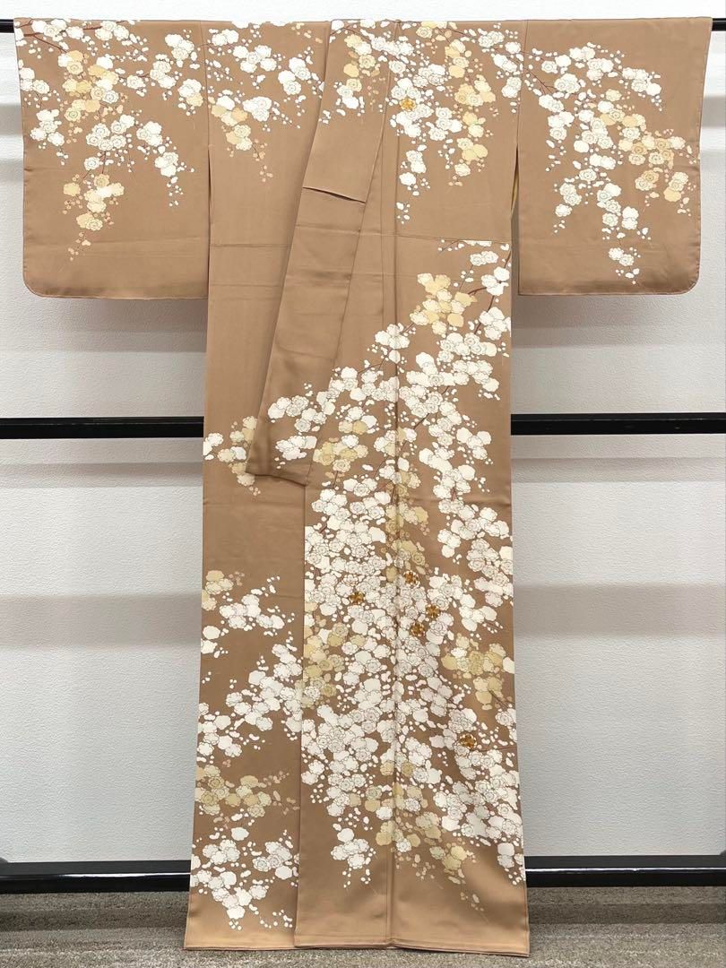 京友禅 桜尽くし 金駒 金彩 一つ紋 訪問着 正絹 躾糸付き X561 京友禅 桜尽くし 金駒 金彩 一つ紋 訪問着 正絹 躾糸付き X561 - メルカリ