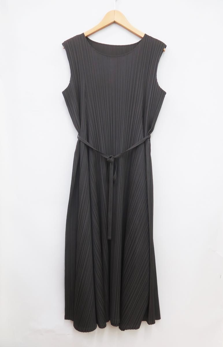 【新品タグ付】 L PLEASE プリーツプリースイッセイミヤケ ワンピース プリーツプリーズ イッセイミヤケ 21AW 美品 プリーツ ワンピースの