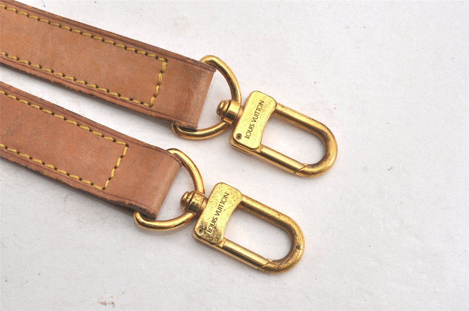 LOUIS VUITTON ルイヴィトン レザー ショルダーストラップ