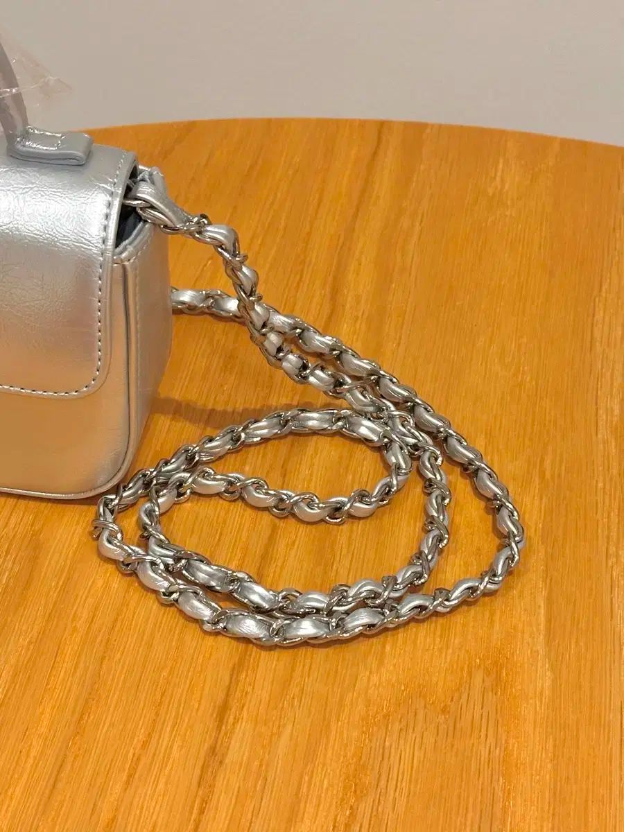 ミニ チェーンバッグ