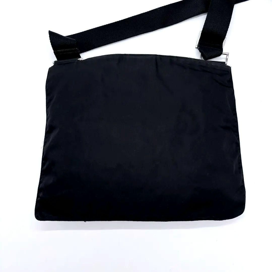 パパらっち　プラダ ボディバッグ テスートナイロン 白タグ 三角ロゴ プラダ PRADA テスート ナイロン ショルダーバッグ 三角ロゴ 白