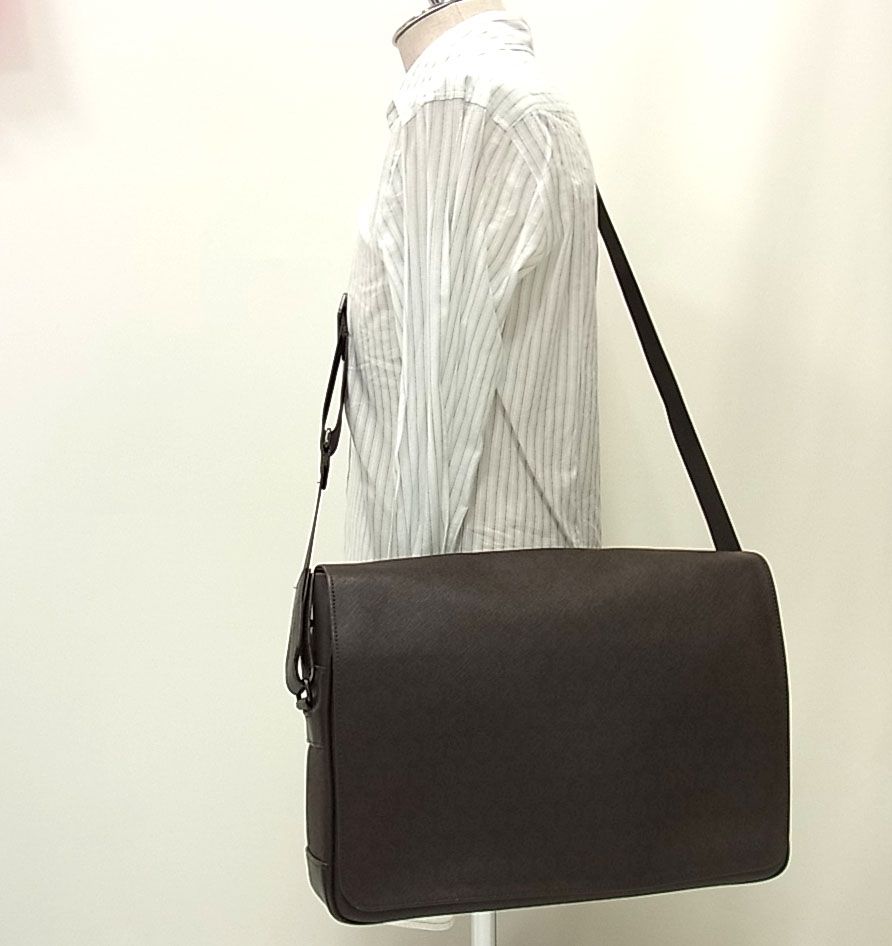 ☆dunhill ダンヒル クロスショルダーバッグ ビジネスバッグ 鞄 メンズ