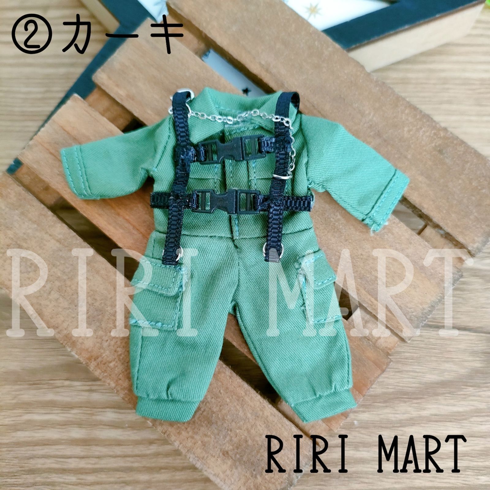 オビツ11 マウンテン パーカー カーキ ねんどろいど どーる 服
