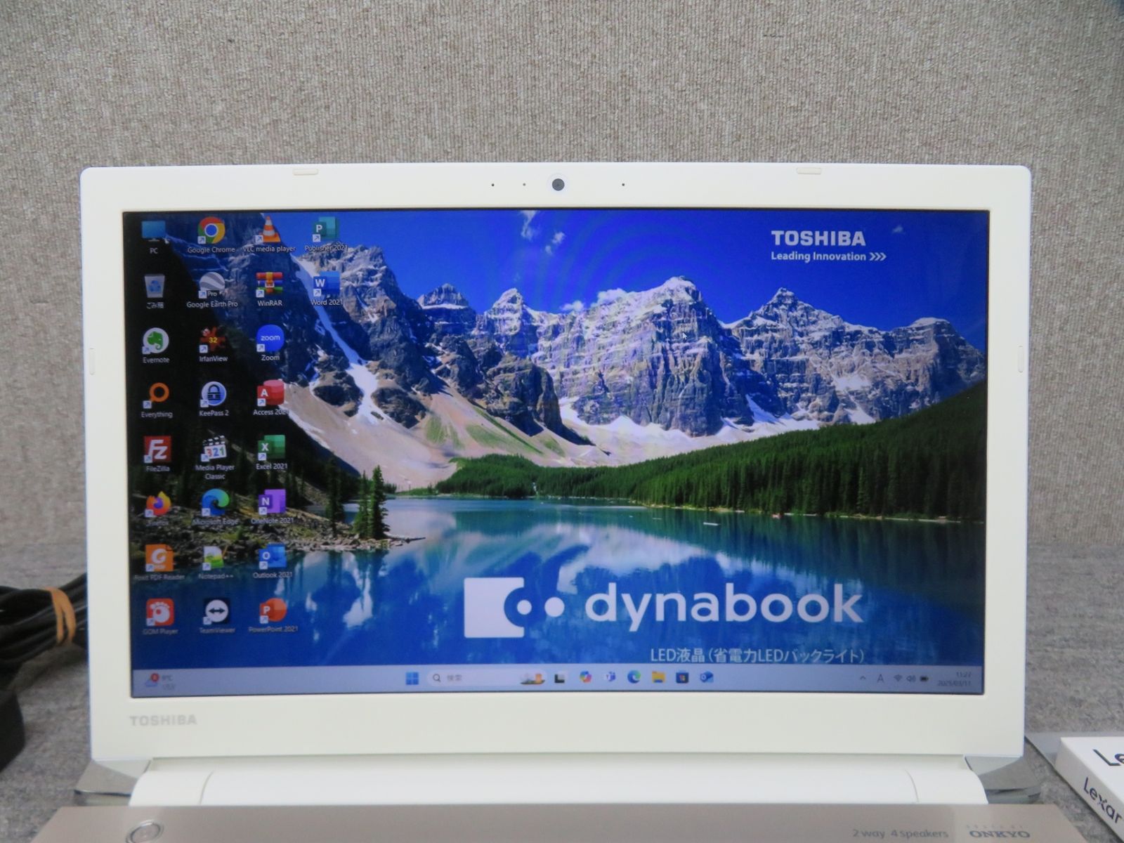 【超速 i7・テンキー搭載】◆TOSHIBA dynabook P1-T6KP-EG/ 15.6型◆高性能Core i7-8550U/高速新品SSD 512GB/メモリ8GB◆Windows 11 Home/サービス microsoft Office 2021付◆到着後すぐに使える ACアダプター付き 超速 i7・テンキー搭載】◇TOSHIBA dynabook P1-T6KP-EG/ 15.6型