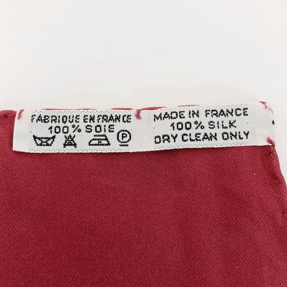 HERMES エルメス カレ90 Decoupages 切り絵 シルクスカーフ ワイン  