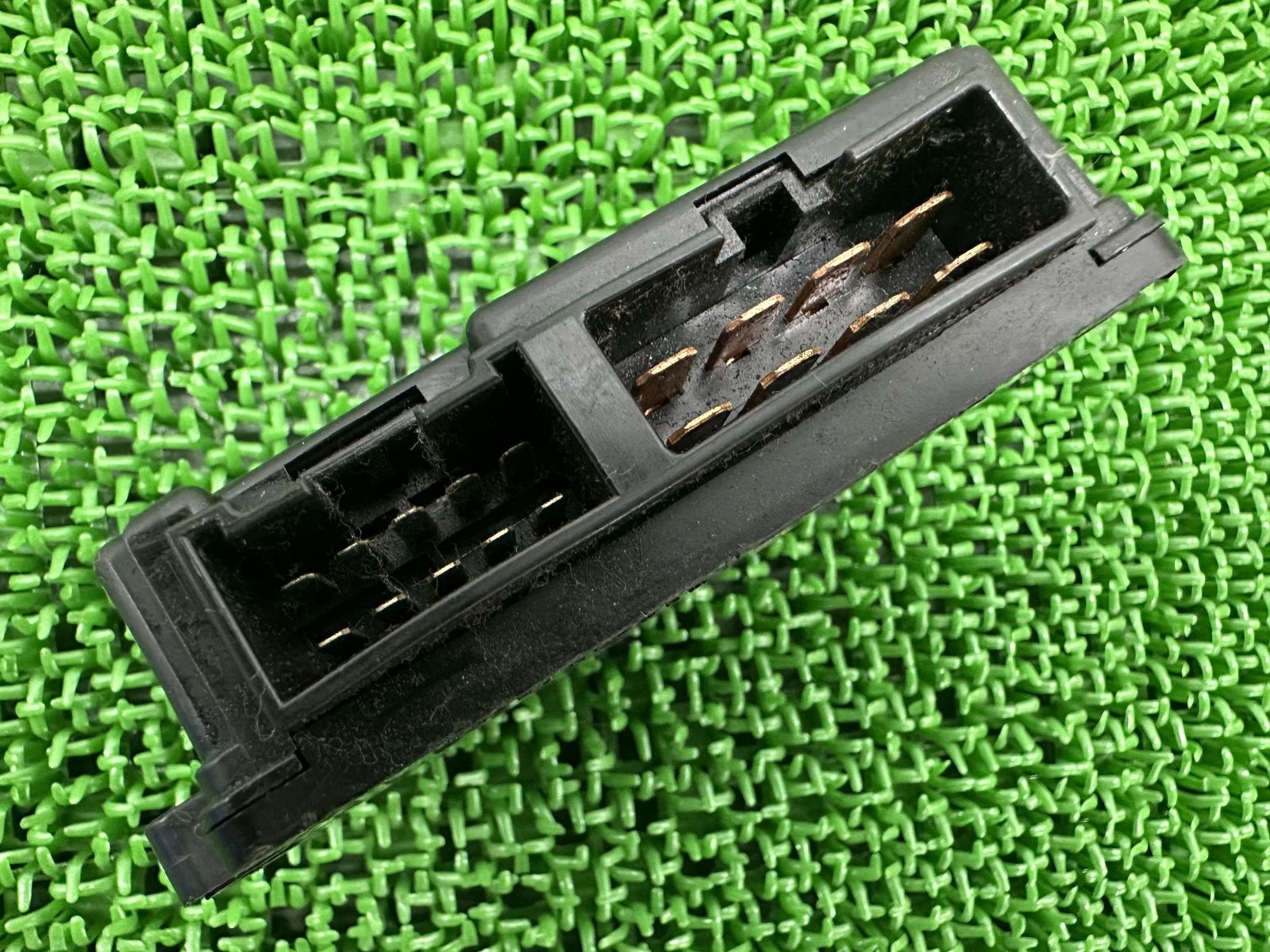 ZX-9R ヒューズボックス 26021-1096 カワサキ 純正 中古 バイク