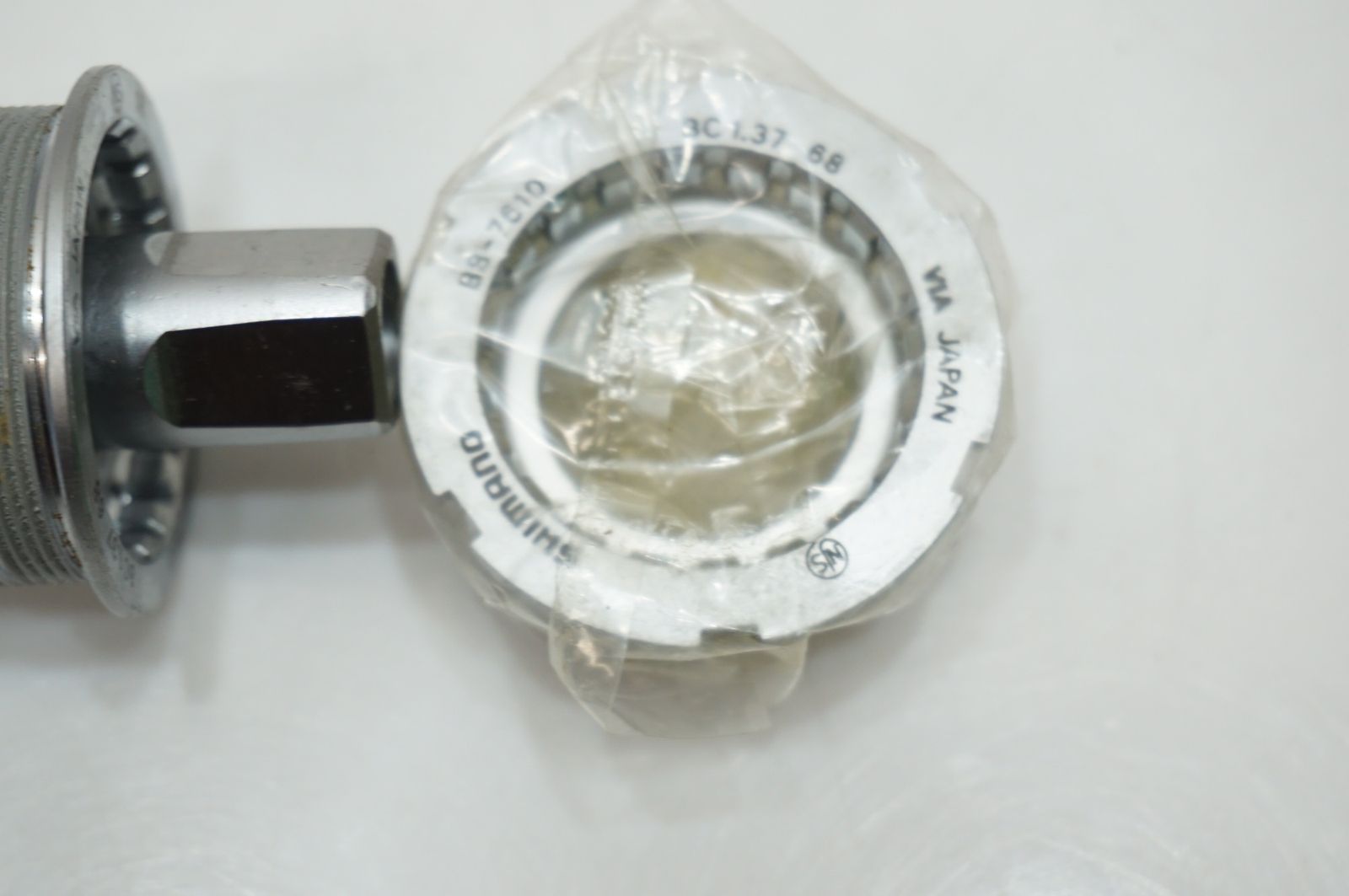 SHIMANO 「シマノ」 DURA-ACE BB-7610 ボトムブラケット / バイチャリ