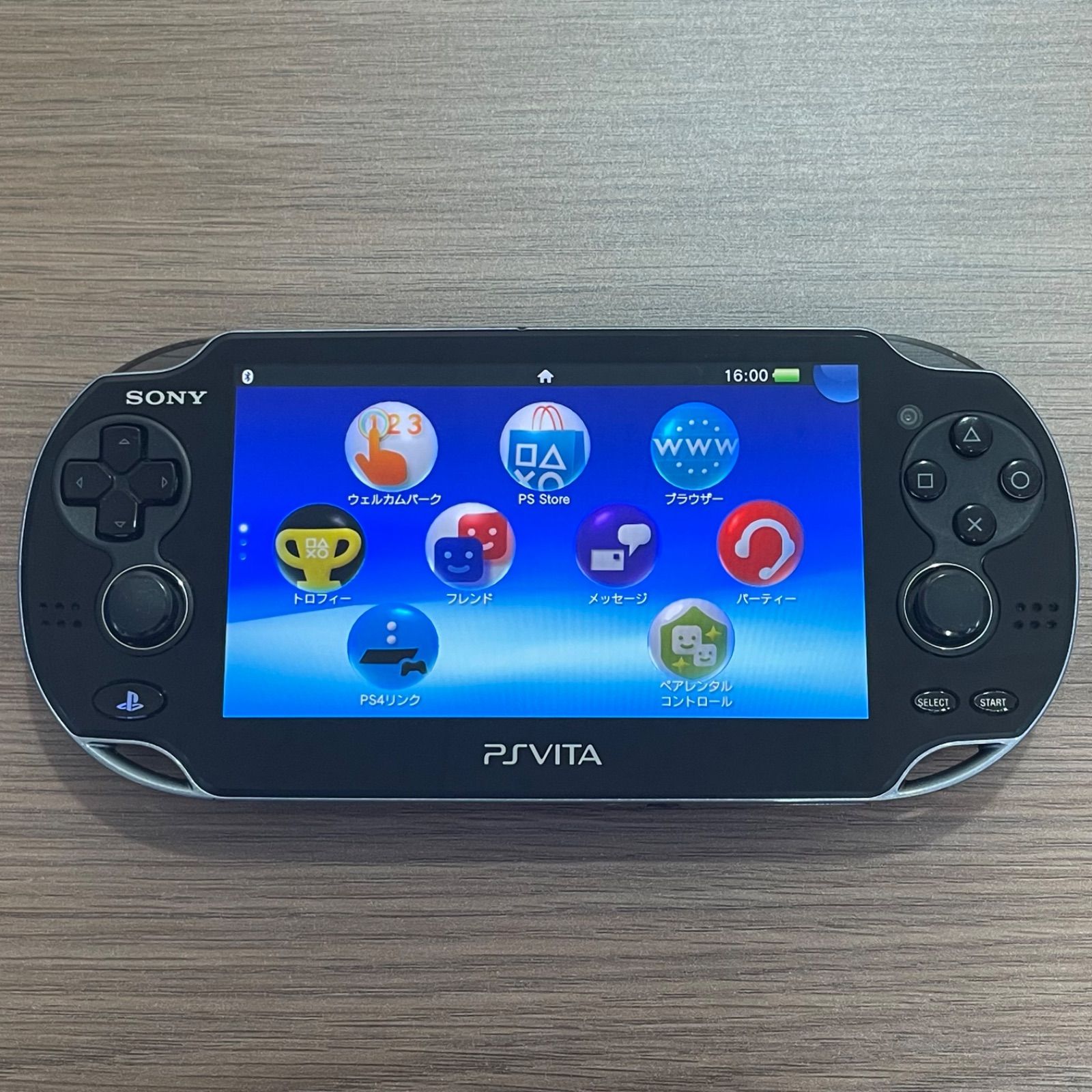 PlayStation®Vita PCH-1000シリーズ ＆ ペルソナ4 ザ ゴールデン PS Vita the Best