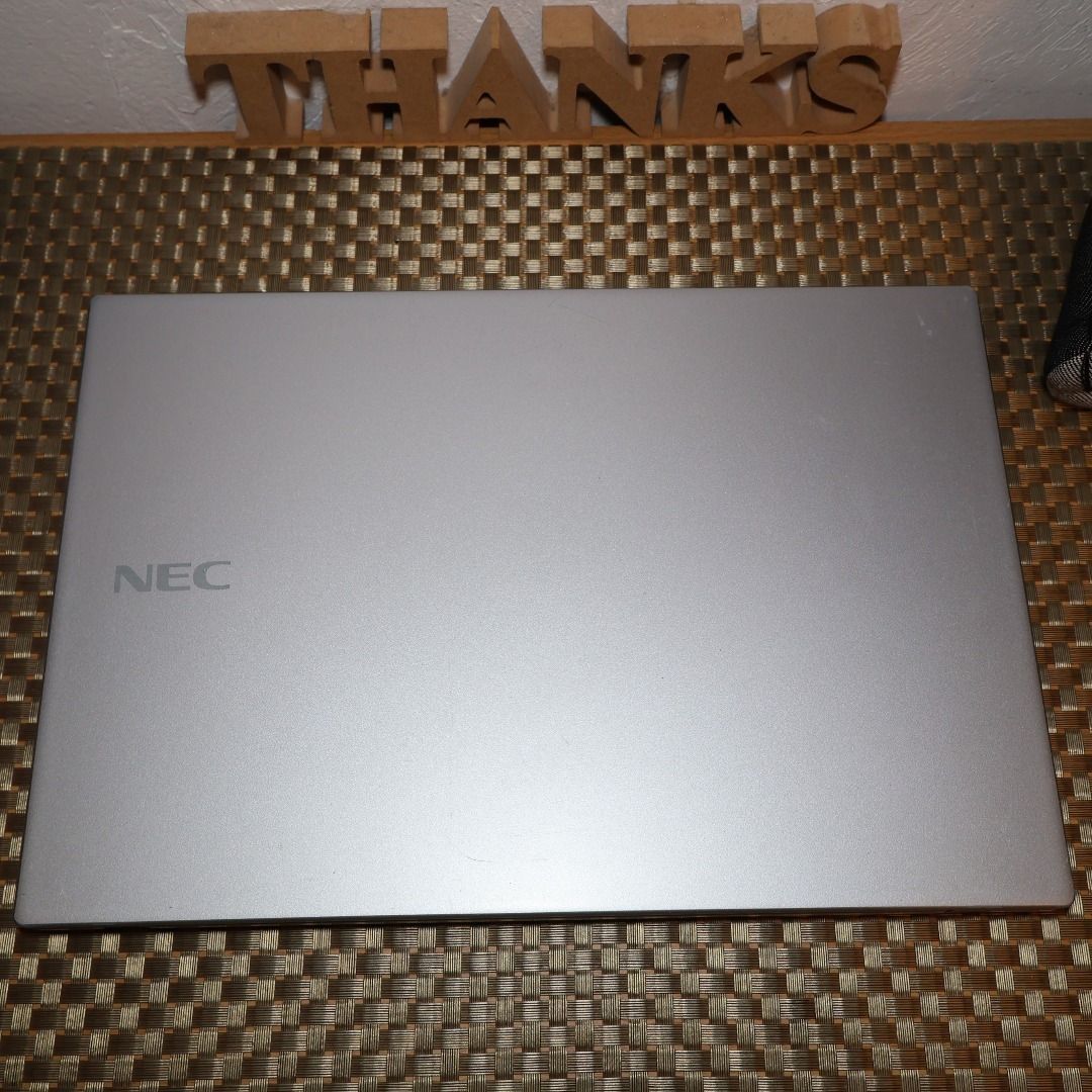 Win11公式対応8世代i5 メ4G SSD TypeC FHD 無線 カメラ CHRISTIANNAURATH_COM_BR