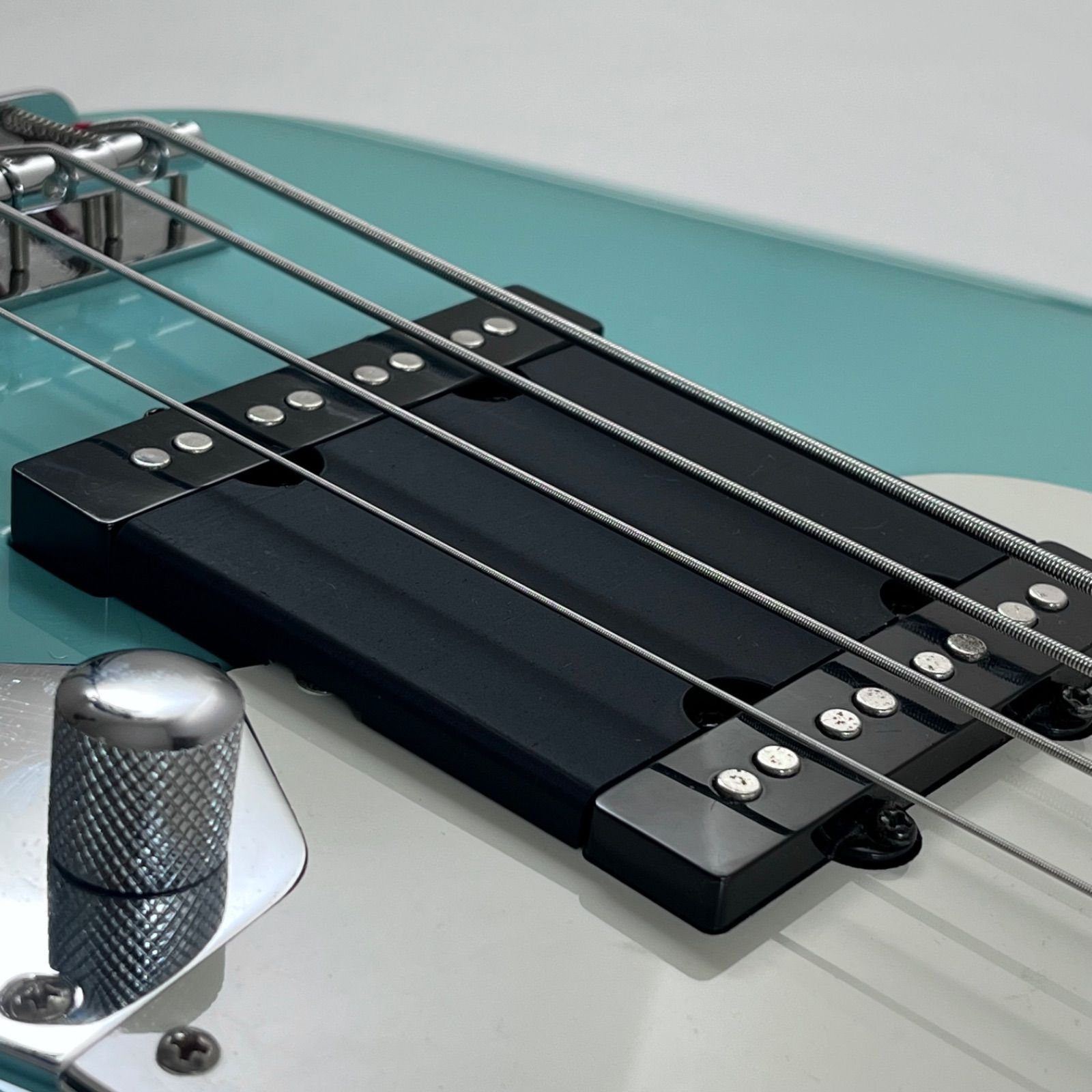 高さ調整可能なフィンガーランプ / Fender系 60's Jazz Bassタイプ用 4