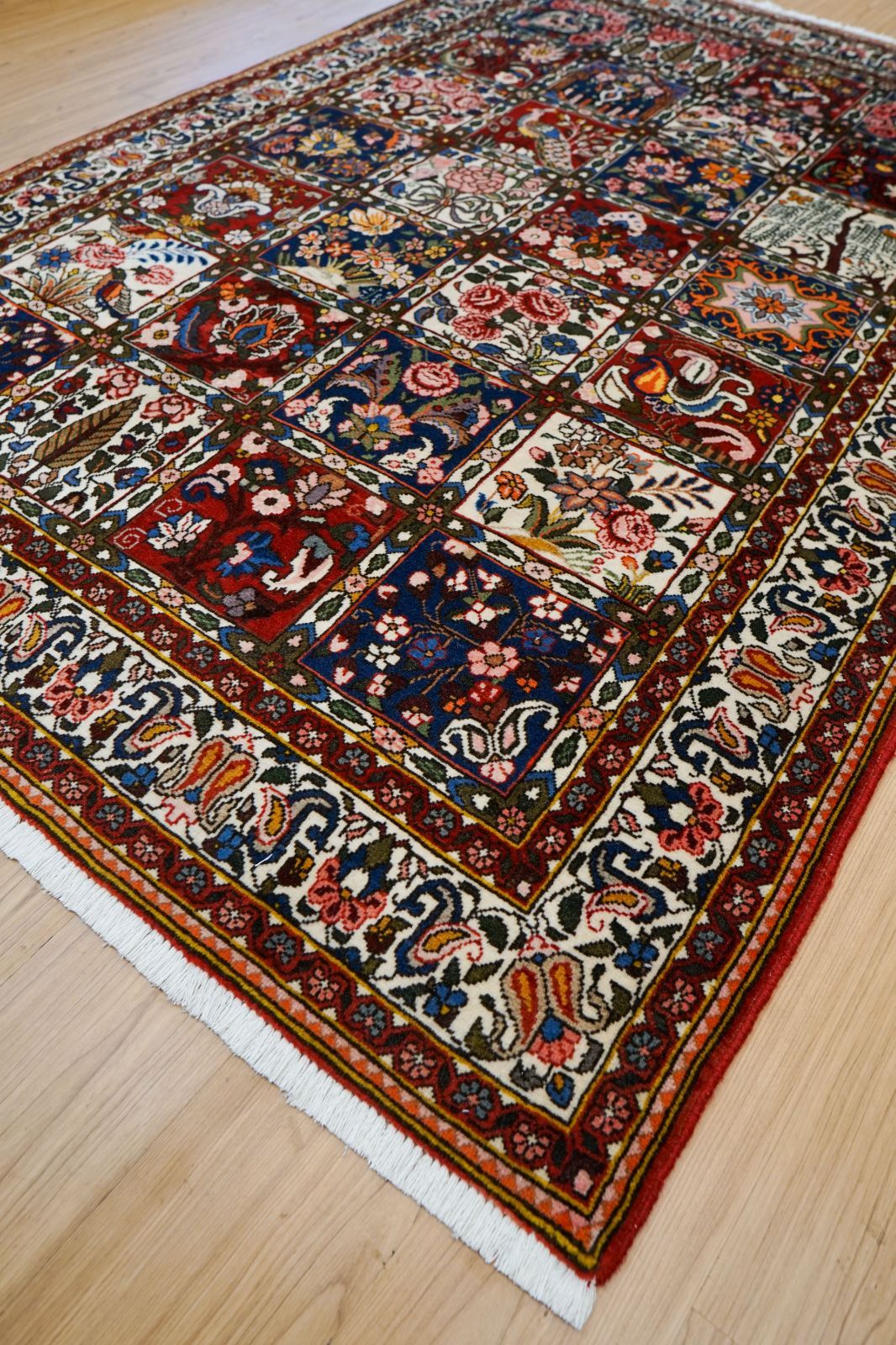 ⭕️手織りペルシャ絨毯⭕️ 約321x210cm⭕️バクティアリ産⭕️ウール100% ペルシャ絨毯 バクティアリ産 手織りラグ 202×136cm ガーデン
