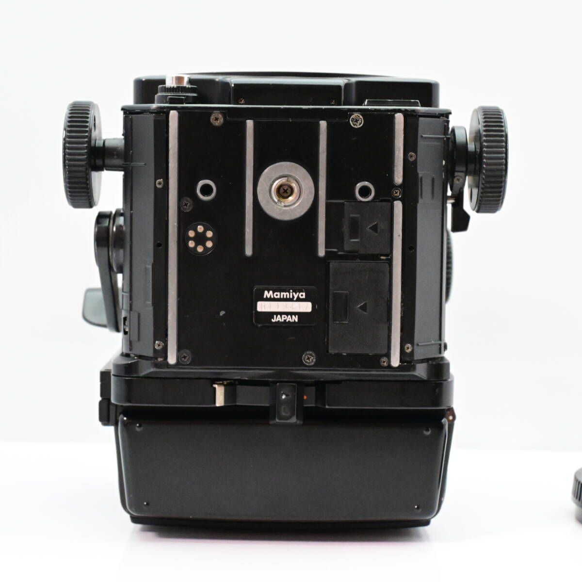 F13[6449] Mamiya RZ67 Pro ボディ F13[6449] マミヤ Mamiya RZ67 Pro ボディ 6x7 PROFESSIONAL