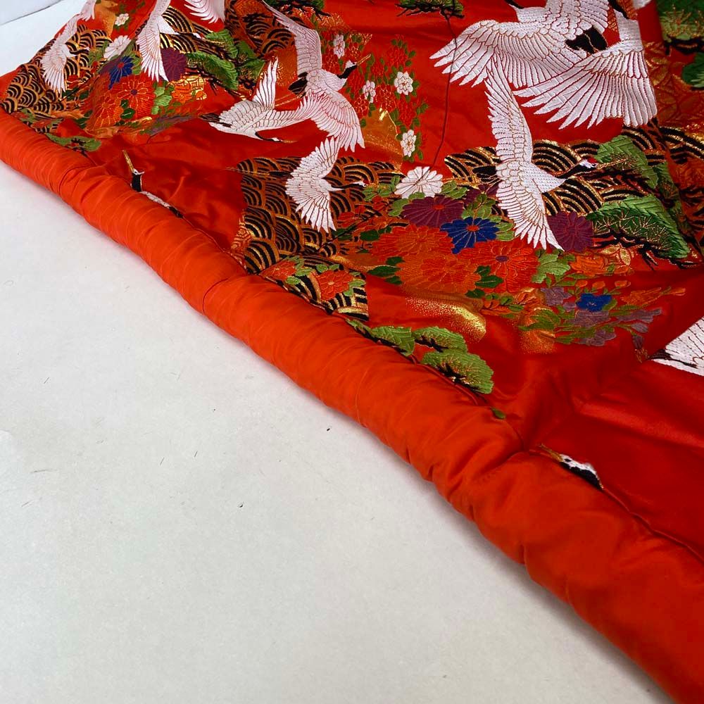 色打掛 正絹 鶴 刺繍 金 赤 打掛 Mサイズ 裄65.5 花嫁衣裳 婚礼  