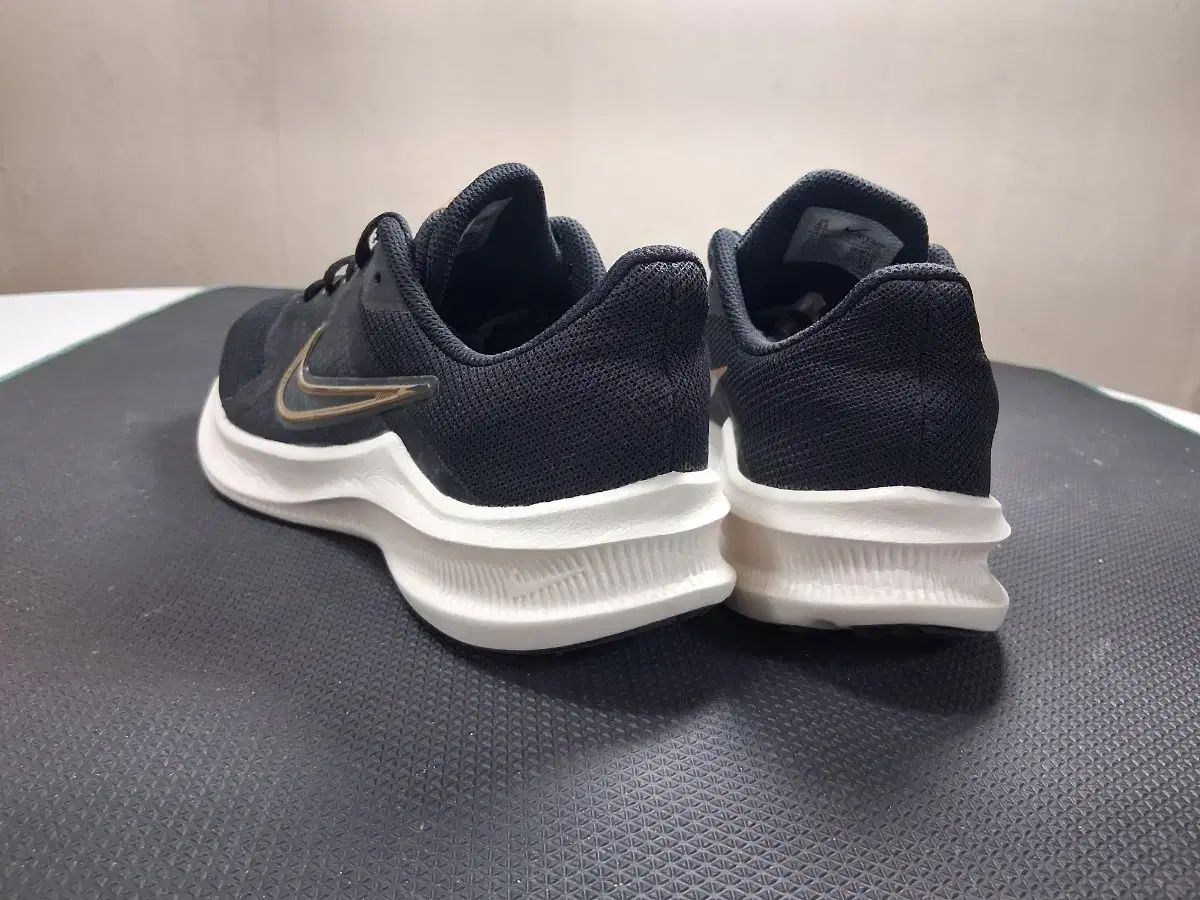 超軽量メッシュ