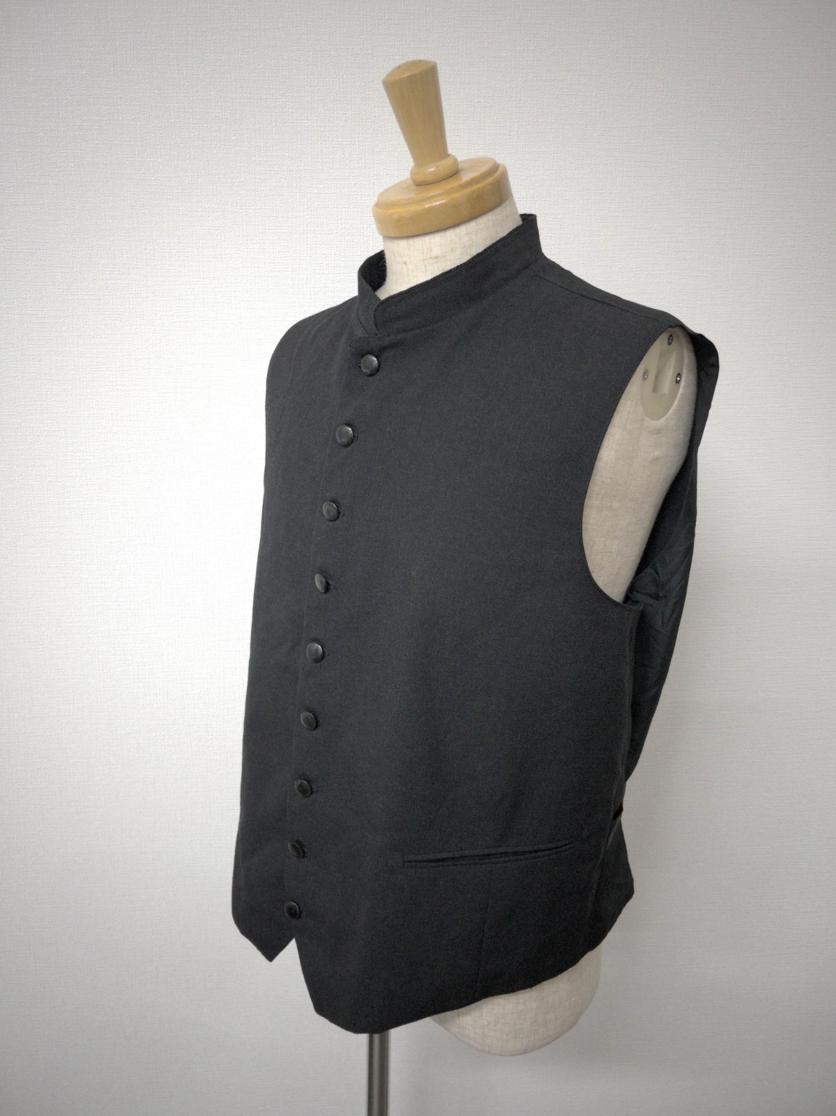 ジレ ベルボーイ