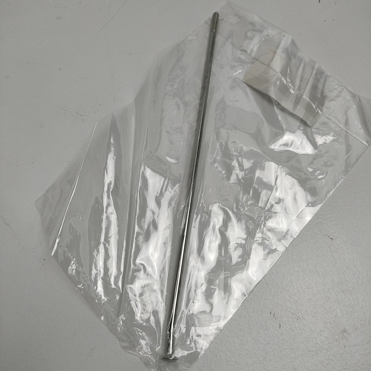 37330475_6