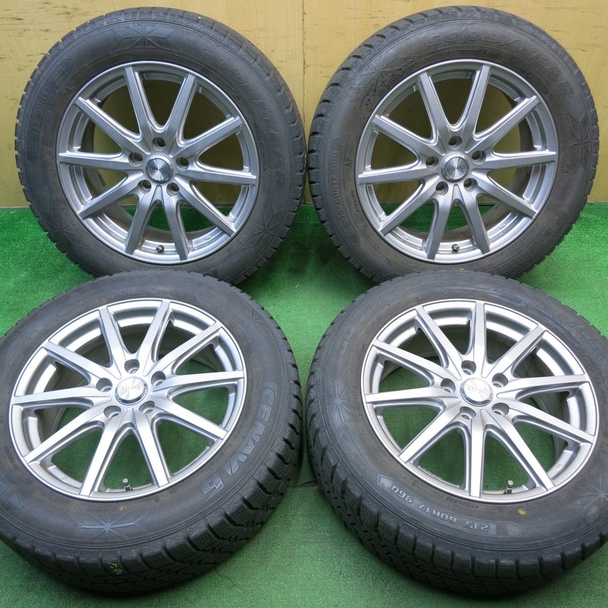 バリ溝！キレイ！9.5分スタッドレス 215/60R17 グッドイヤー アイス 