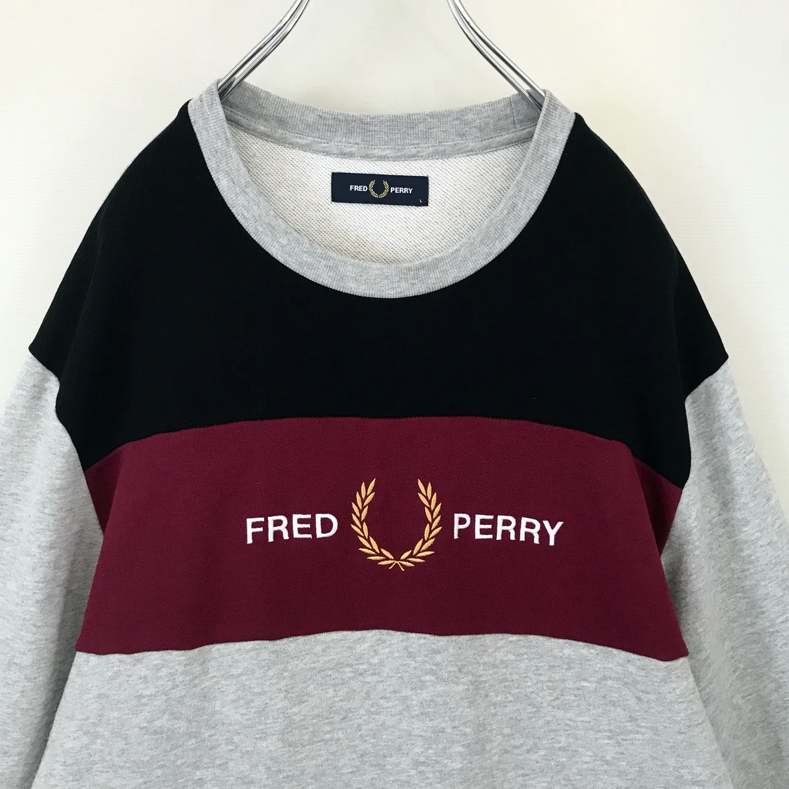 FRED PERRY フレッドペリー☆刺繍ロゴ☆カラーブロック☆裏毛パイル織