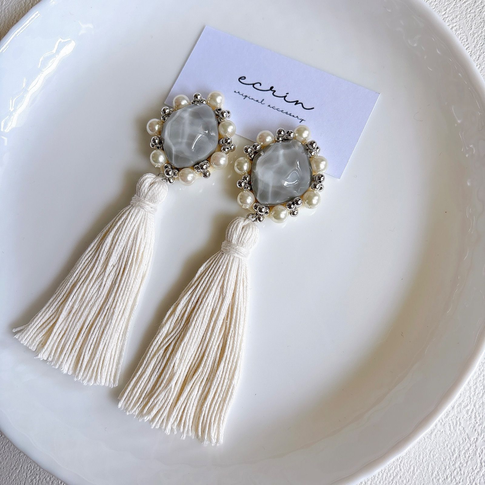 ✽大ぶり✽ビーズ刺繍カボション☆シルバー 大ぶり＊ビーズ刺繍