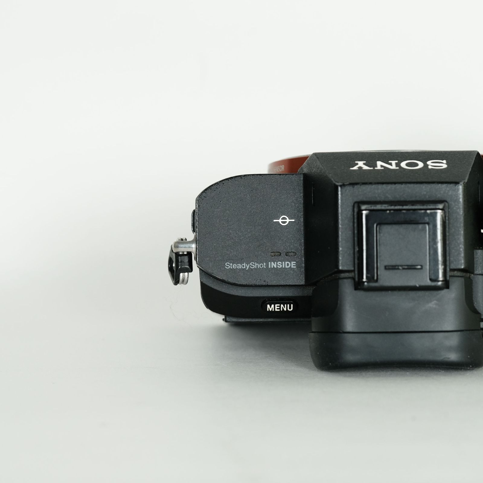 Sony α7II ILCE-7m2 ボディ + 交換用バッテリー Sony α7II ILCE-7m2 ボディ + 交換用バッテリー
