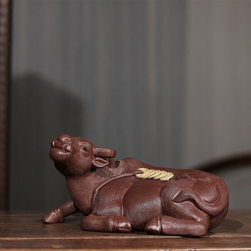 子牛 飾り 本物ぽい ヴィンテージ 木製 牛 オブジェ 赤ぶち swisscanto Trauffer スイス