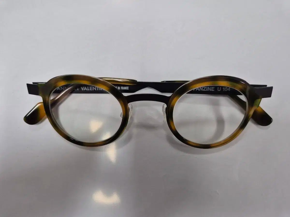 アンバレンタイン 판 진 U104 金子眼鏡 白山眼鏡