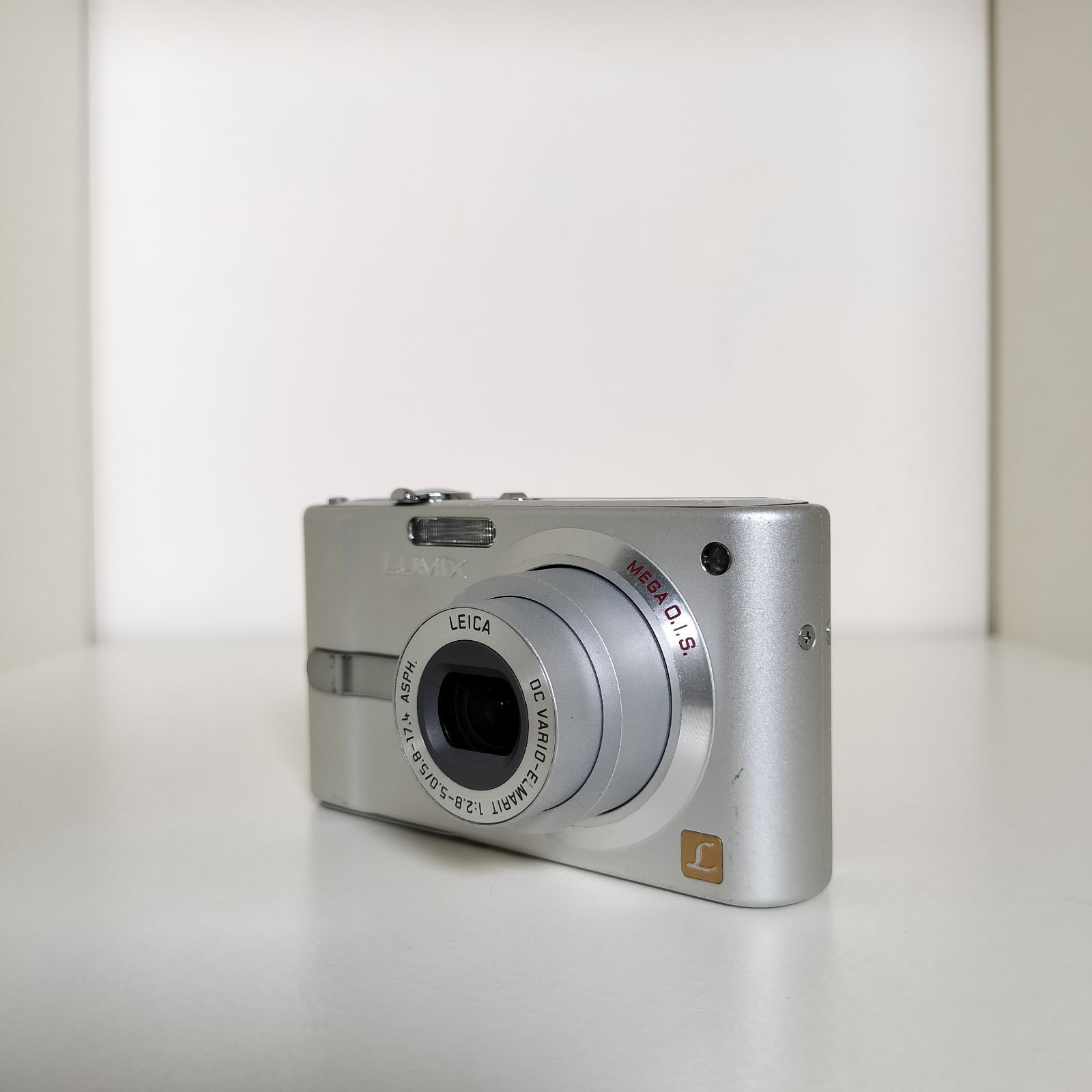 Panasonic LUMIX DMC−FS1 シルバー/ジャンク - メルカリ
