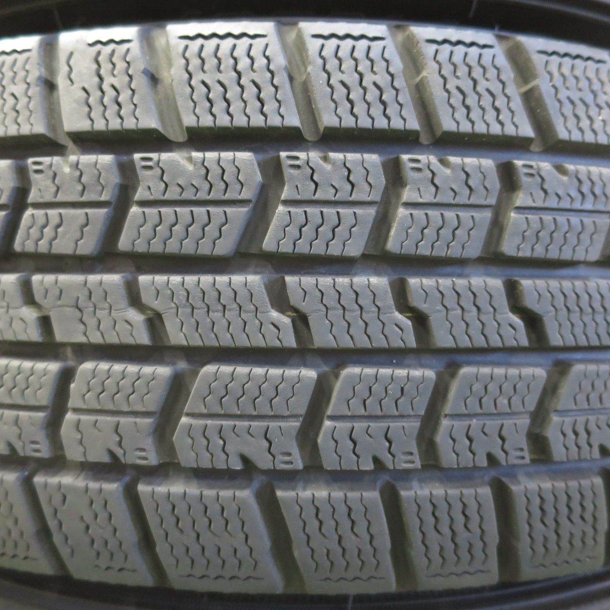 175|65R14 グッドイヤー