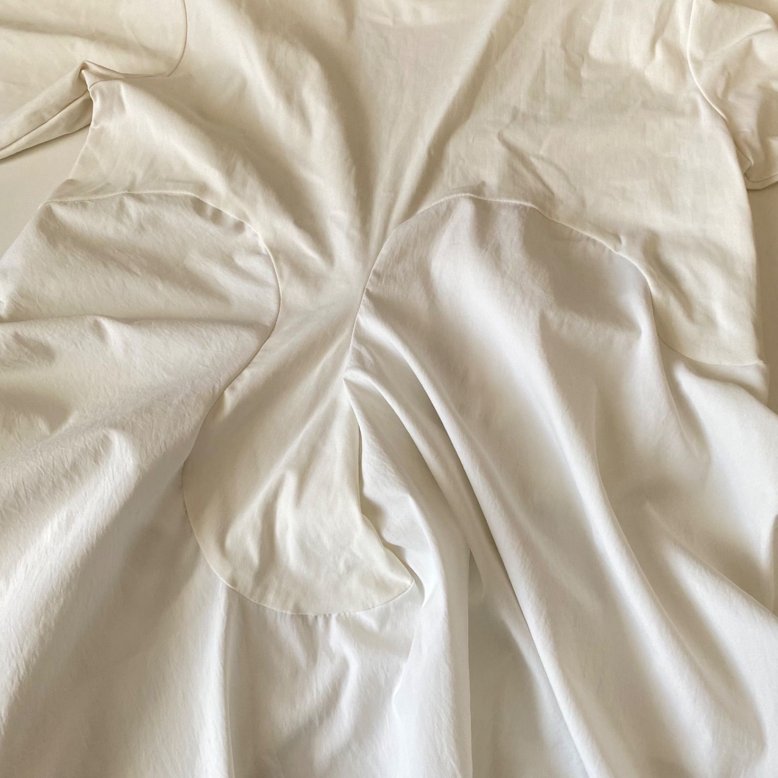 アンスリード ウェーブラインTシャツ