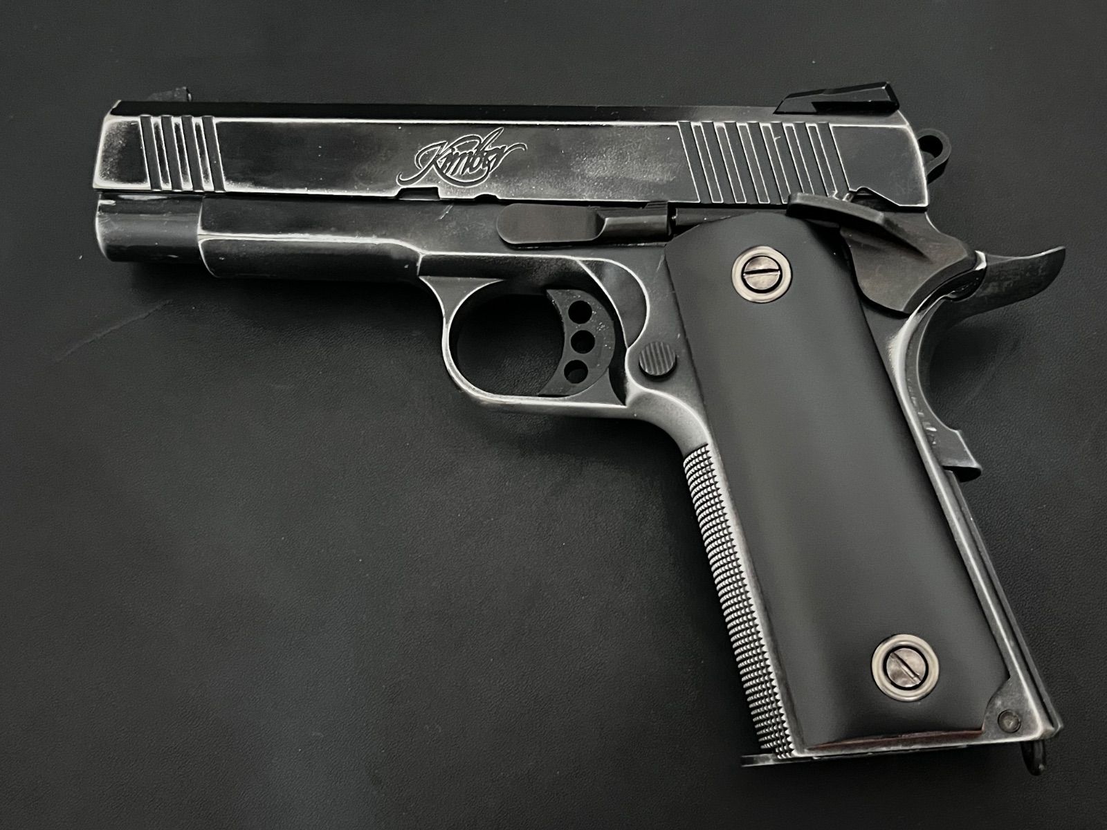 G-42 の削り出し革グリップ 東京マルイ ガバメント用｜本革 Cordovan Black”