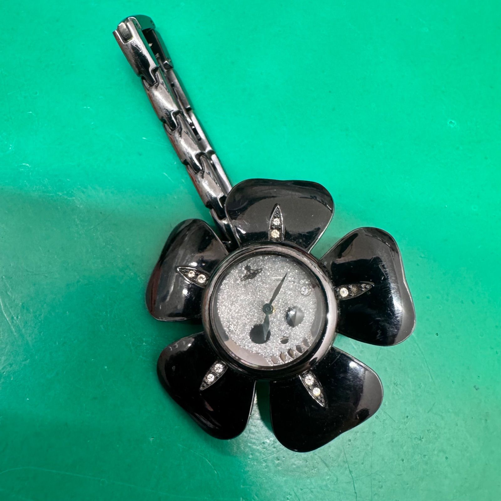 ジャンク品 Vivienne Westwood ヴィヴィアンウエストウッド 花型 時計