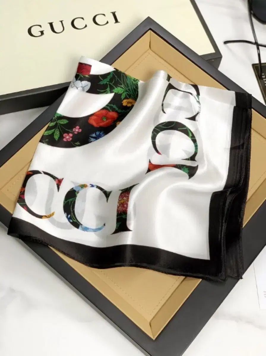 ブランド品 シルク