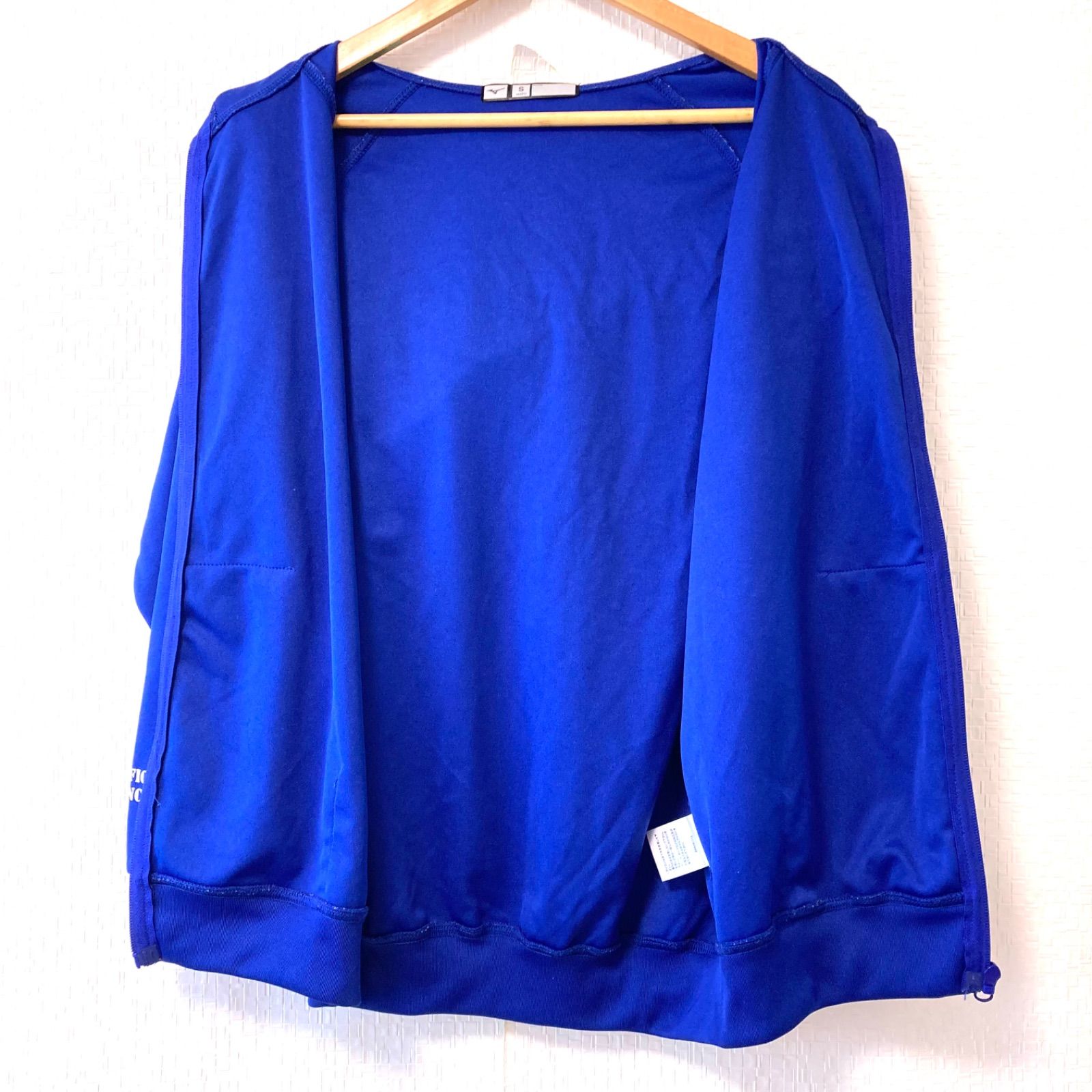 極美品 MIZUNO 中日ドラゴンズ OFFICIAL FANCLUB パーカー 極美品 MIZUNO 中日ドラゴンズ OFFICIAL FANCLUB パーカー