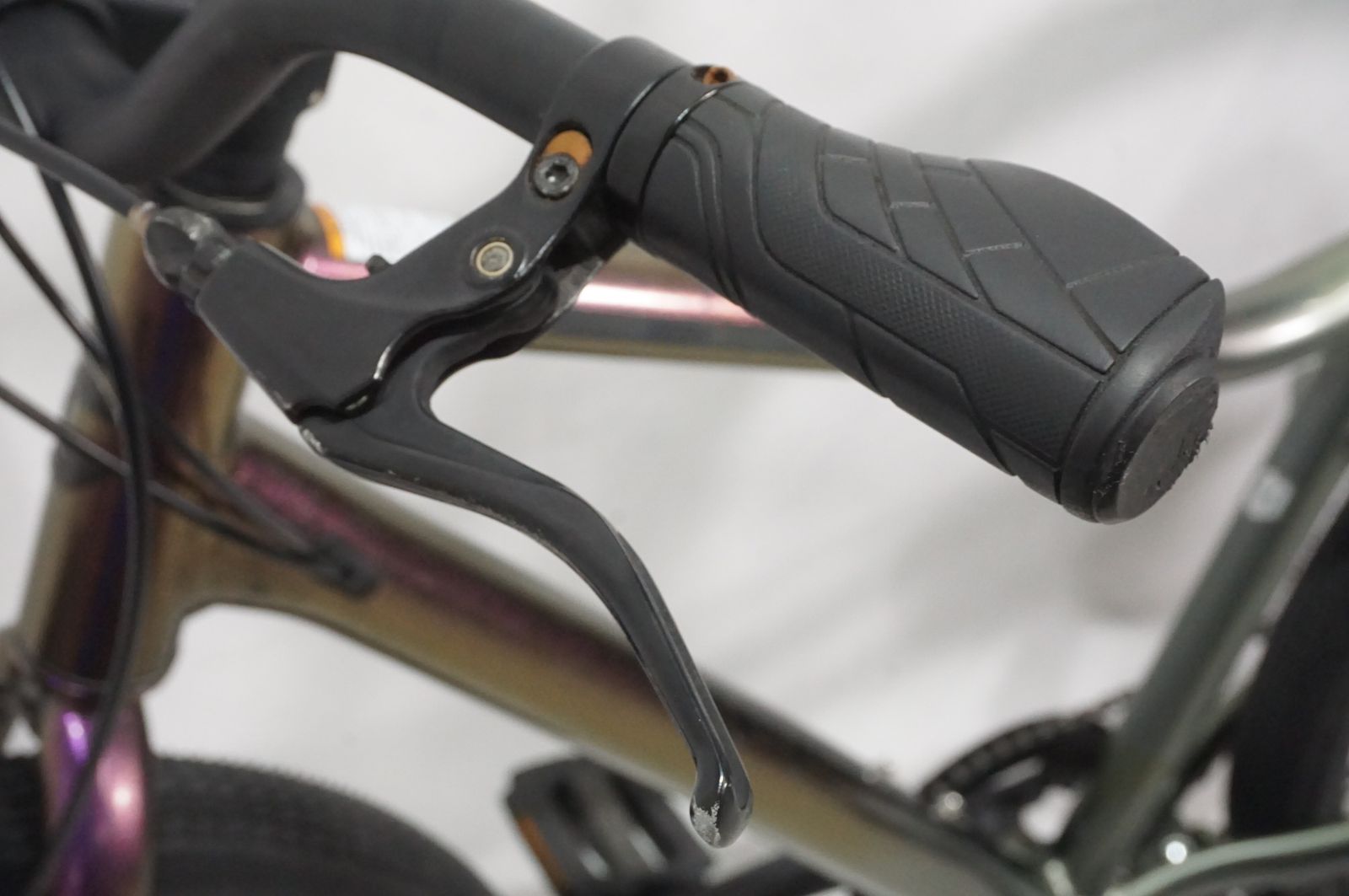 クロスバイク バイチャリAKIBA店