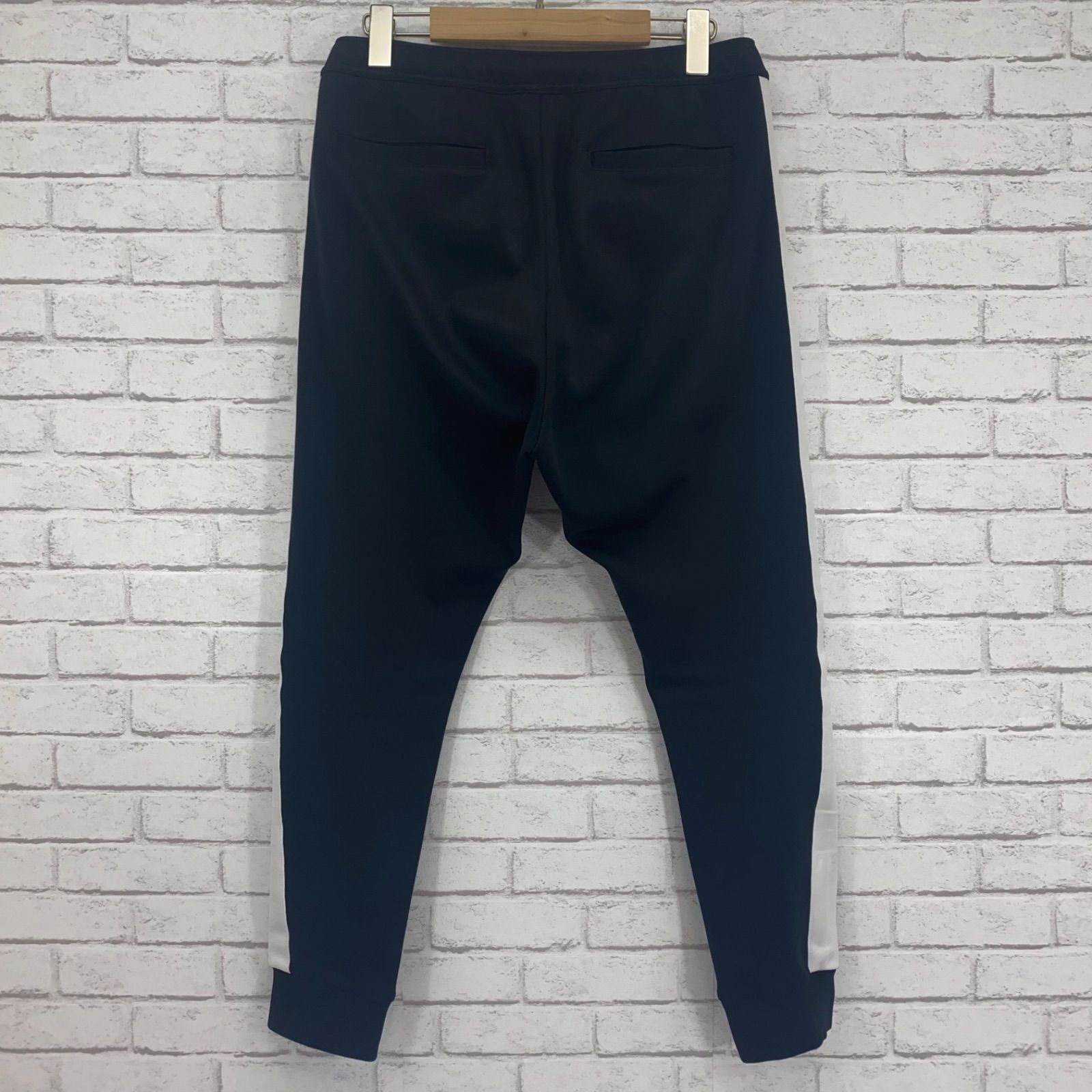 FCRB-212067/TRAINING TRACK PANTS