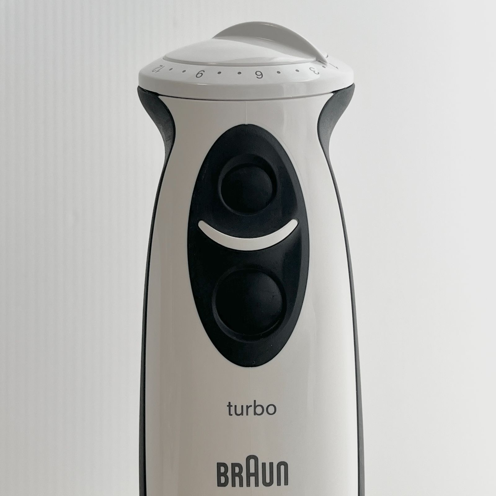 △【新品訳アリ品・動作確認済み✨】本体のみ☆BRAUN ブラウン マルチクイック プロフェッショナル MR5550MFP☆shops_mq048 -  メルカリ