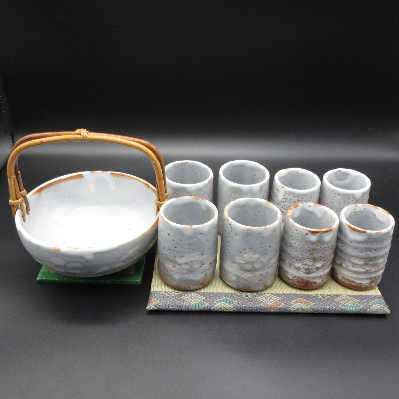 あられH様専用】陶器 美濃焼 秀泉窯 鼠志野 志野 菓子鉢 長湯呑 - メルカリ