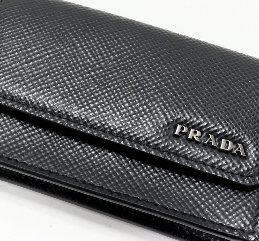 美品✨プラダ カードケース 名刺入れ マネークリップ サフィアーノ ロゴ 黒 マネークリップ PRADA(プラダ) カードケース・名刺入れ(メンズ