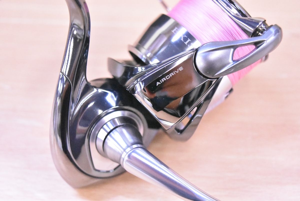 22イグシスト　4000XH ダイワ 22 イグジスト LT 4000-XH EF30ノブ付き DAIWA EXIST