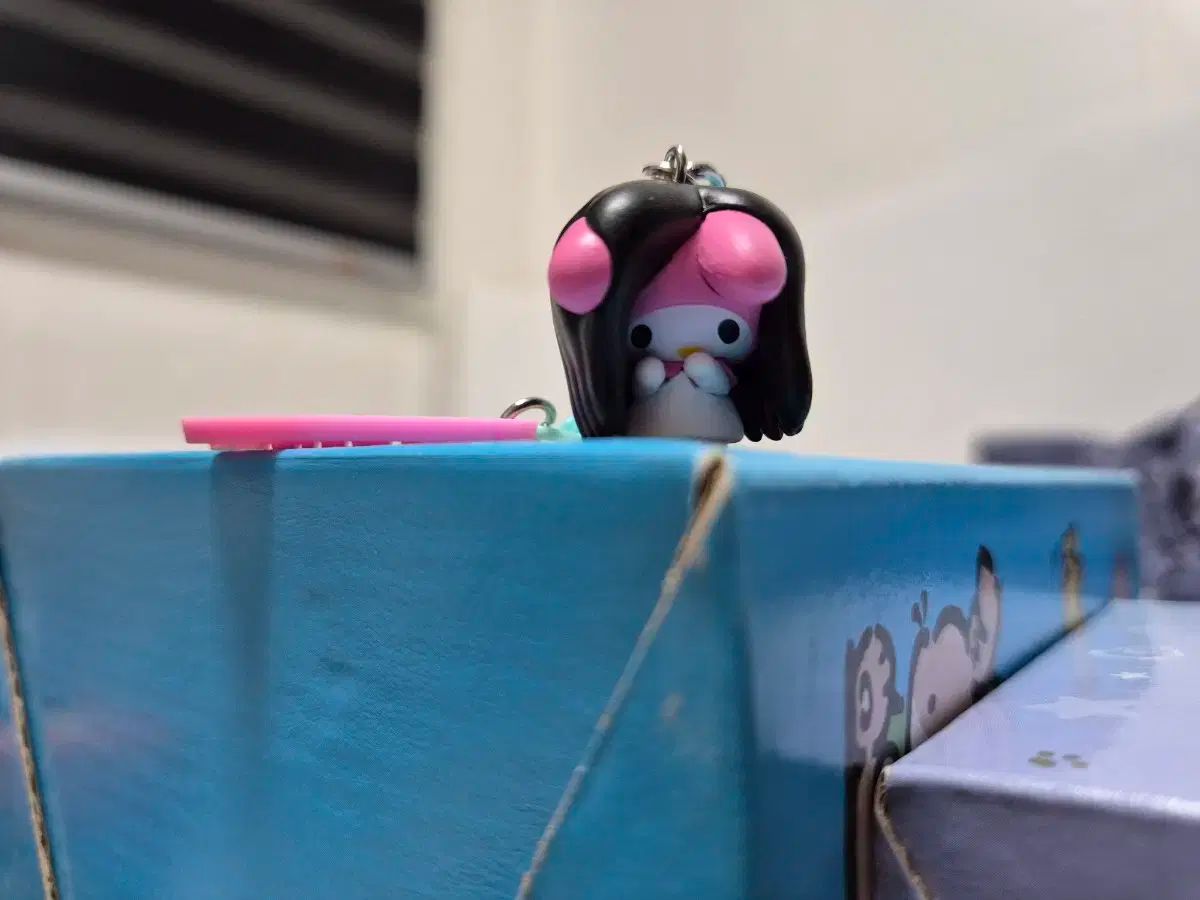 【雷市場（ポンジャン）商品韓国直送】 さだこ x Sanrio(サンリオ) コラボ マイメロディー フィギュアキーリング