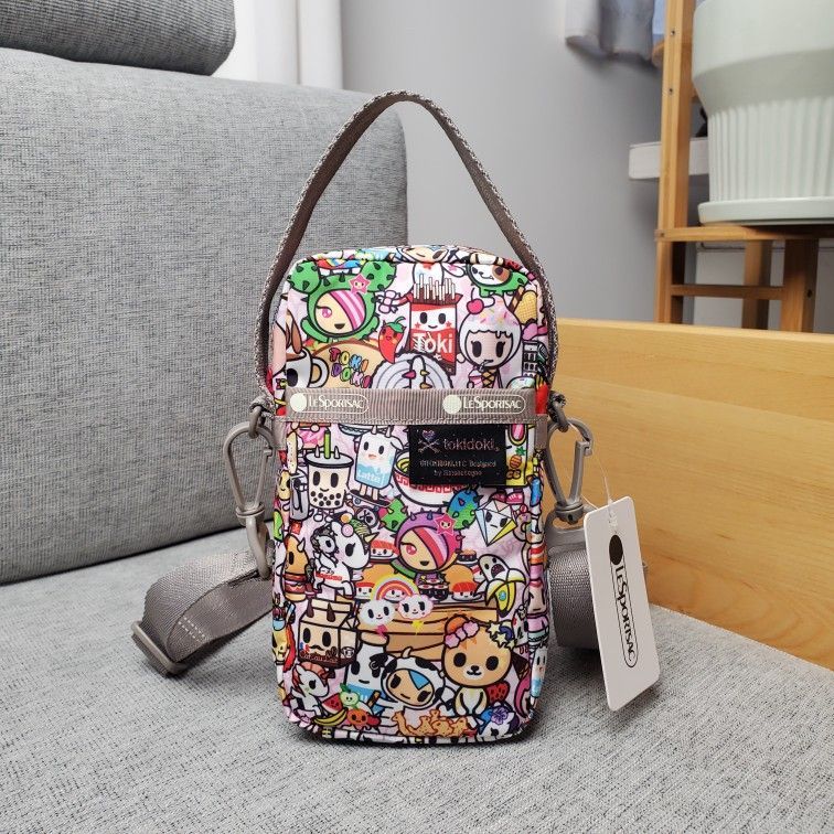 定番人気限定SALEtokidoki×レスポートサックのショルダーバッグ バッグ