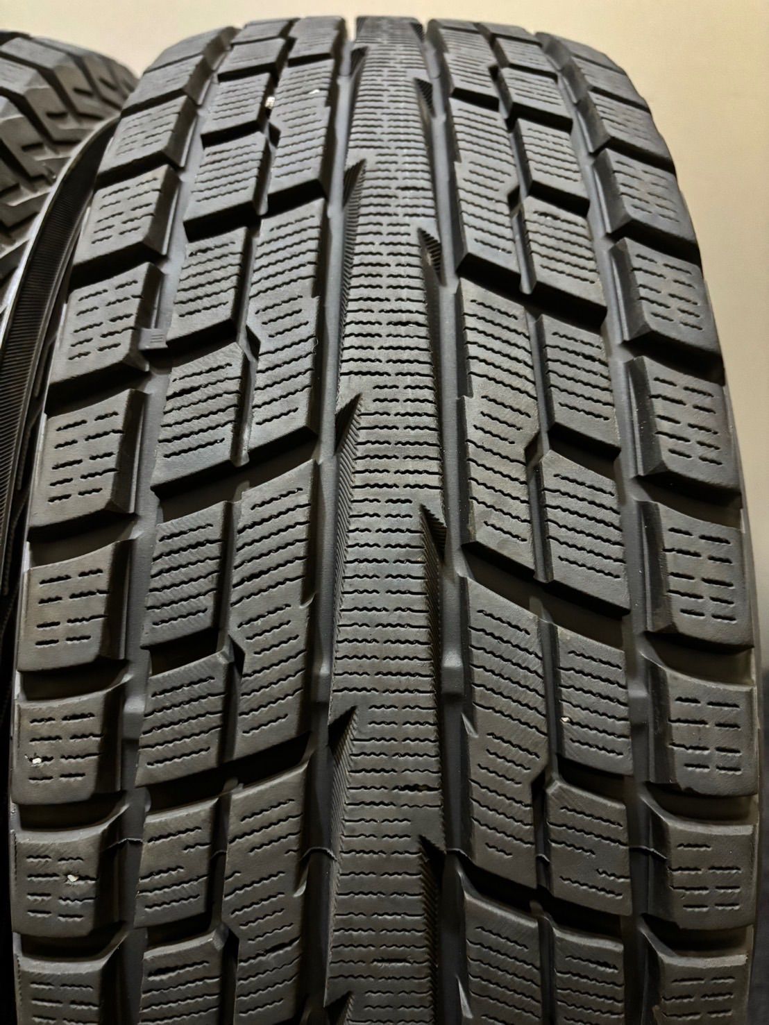 215 65R16 YOKOHAMA GEOLANDAR i T-S G073 19年製 スタッドレス 4本 ヨコハマ アイスガード アルファード ヴェルファイア XV 南5-K65