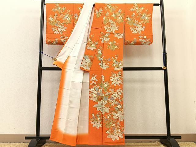 平和屋着物□付下げ 草花文 金彩 鬼しぼ縮緬 正絹 逸品